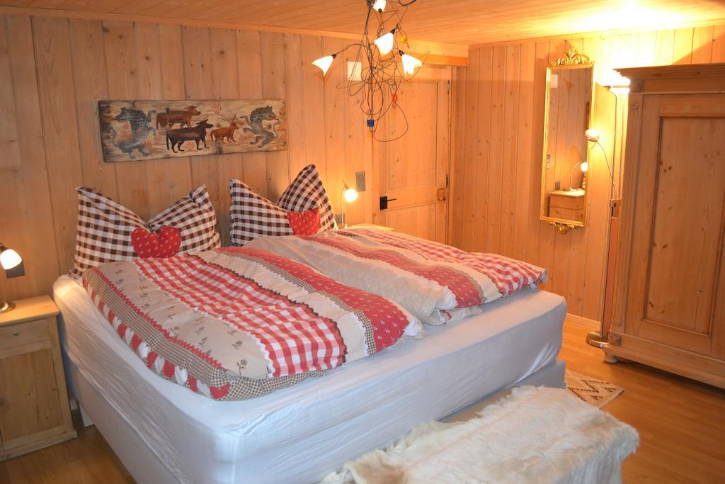 B&B Rosaly Chateau-d'Oex Zimmer foto